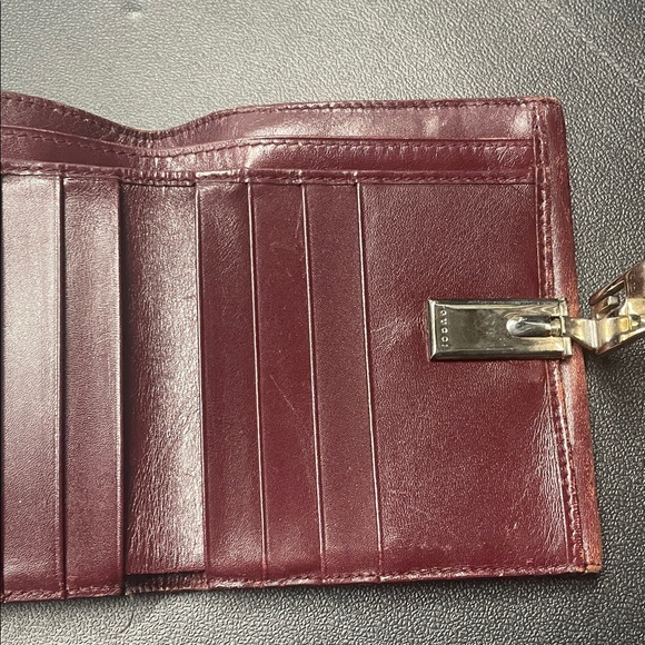 Gucci Maroon Leather Card Holder - Picture 2 of 9
